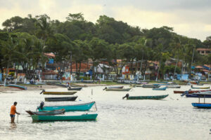 Praia da Coroinha